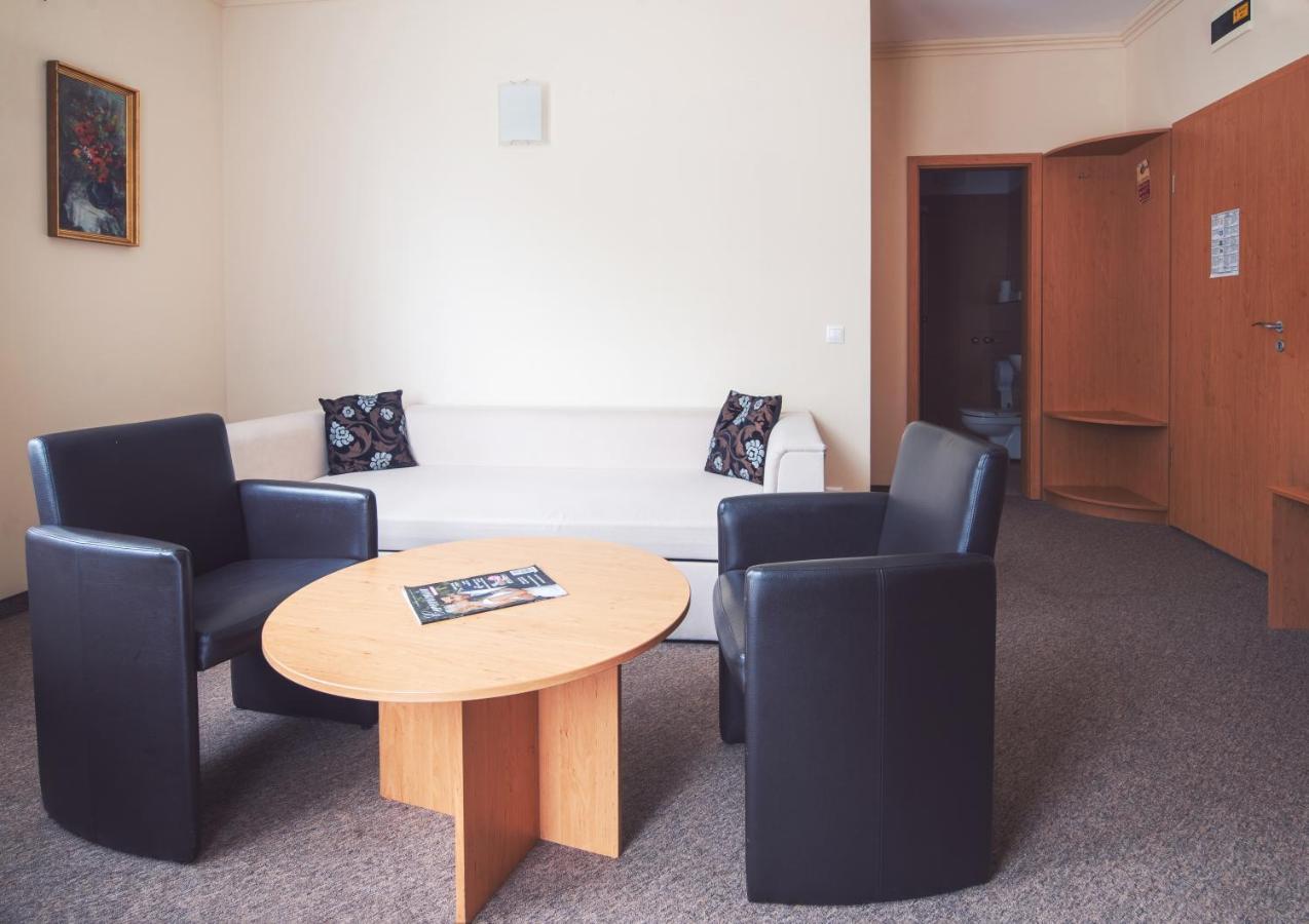 Granada Conference, Wellness And Sport Hotel ケチケメート エクステリア 写真