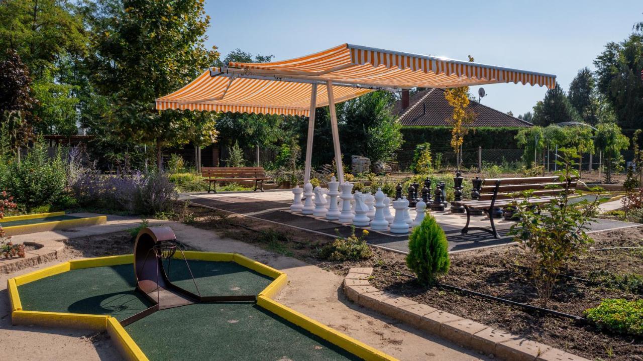 Granada Conference, Wellness And Sport Hotel ケチケメート エクステリア 写真