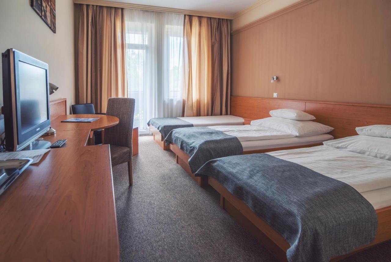Granada Conference, Wellness And Sport Hotel ケチケメート エクステリア 写真