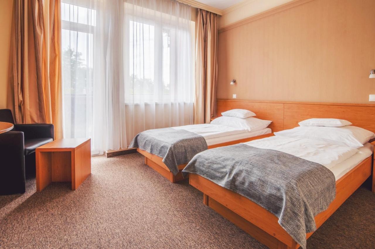 Granada Conference, Wellness And Sport Hotel ケチケメート エクステリア 写真
