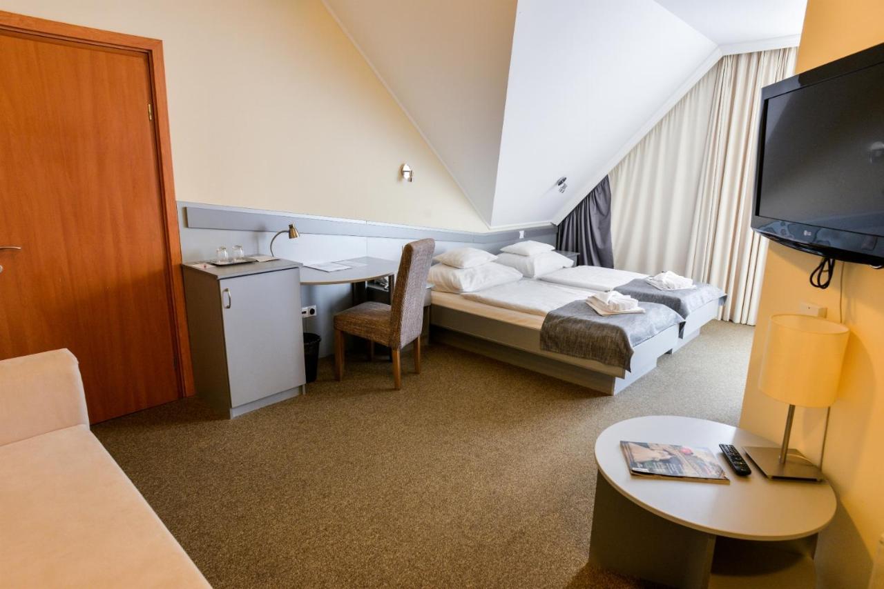 Granada Conference, Wellness And Sport Hotel ケチケメート エクステリア 写真